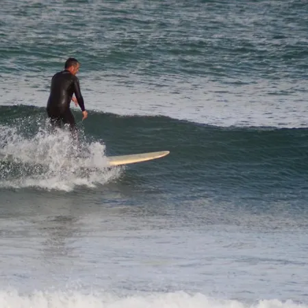 De Peregrinos La Bilbaina Hostel *