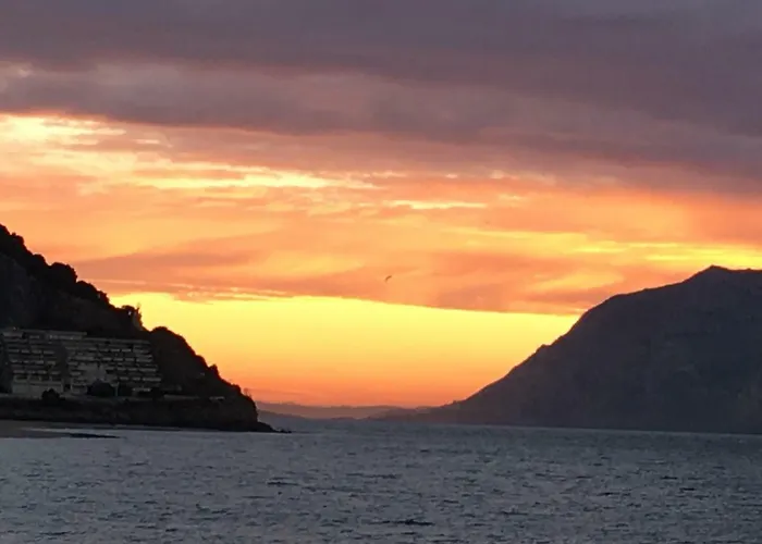 De Peregrinos La Bilbaina Hostel Santona